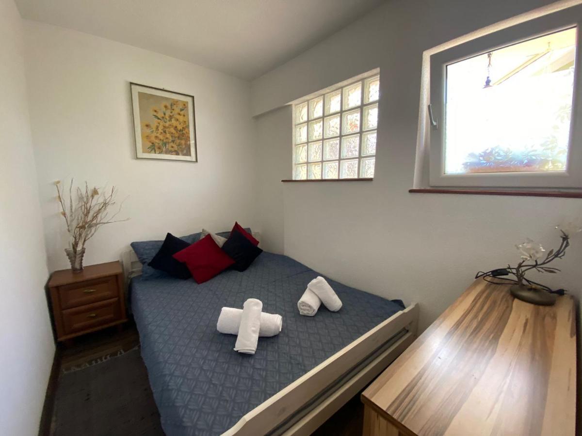 Galižana Studio Apartment Elsa מראה חיצוני תמונה