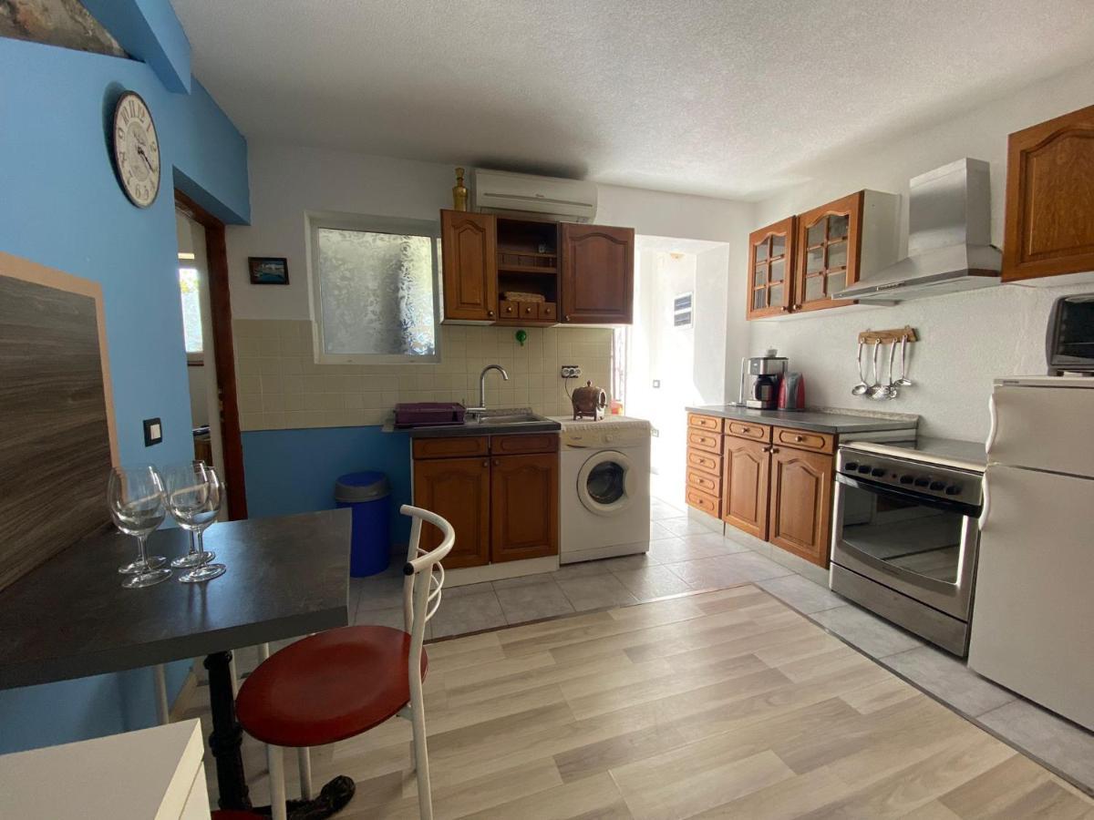 Galižana Studio Apartment Elsa מראה חיצוני תמונה