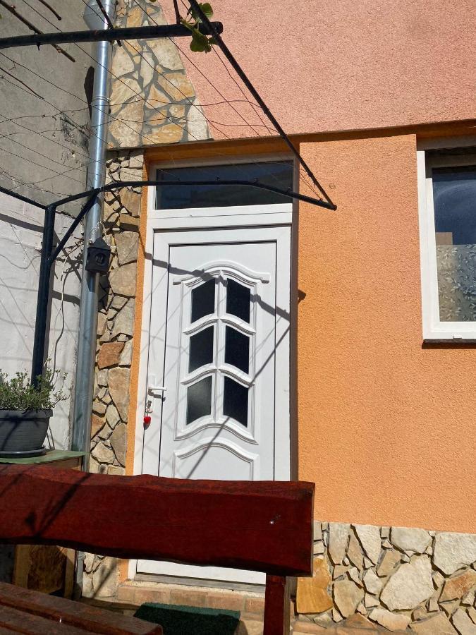 Galižana Studio Apartment Elsa מראה חיצוני תמונה