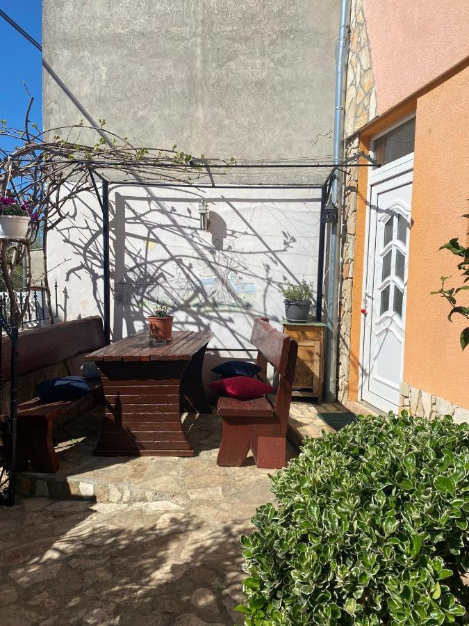 Galižana Studio Apartment Elsa מראה חיצוני תמונה