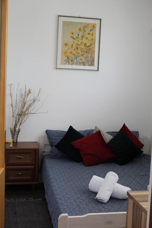 Galižana Studio Apartment Elsa מראה חיצוני תמונה