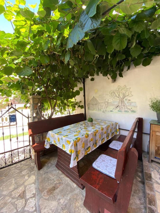 Galižana Studio Apartment Elsa מראה חיצוני תמונה